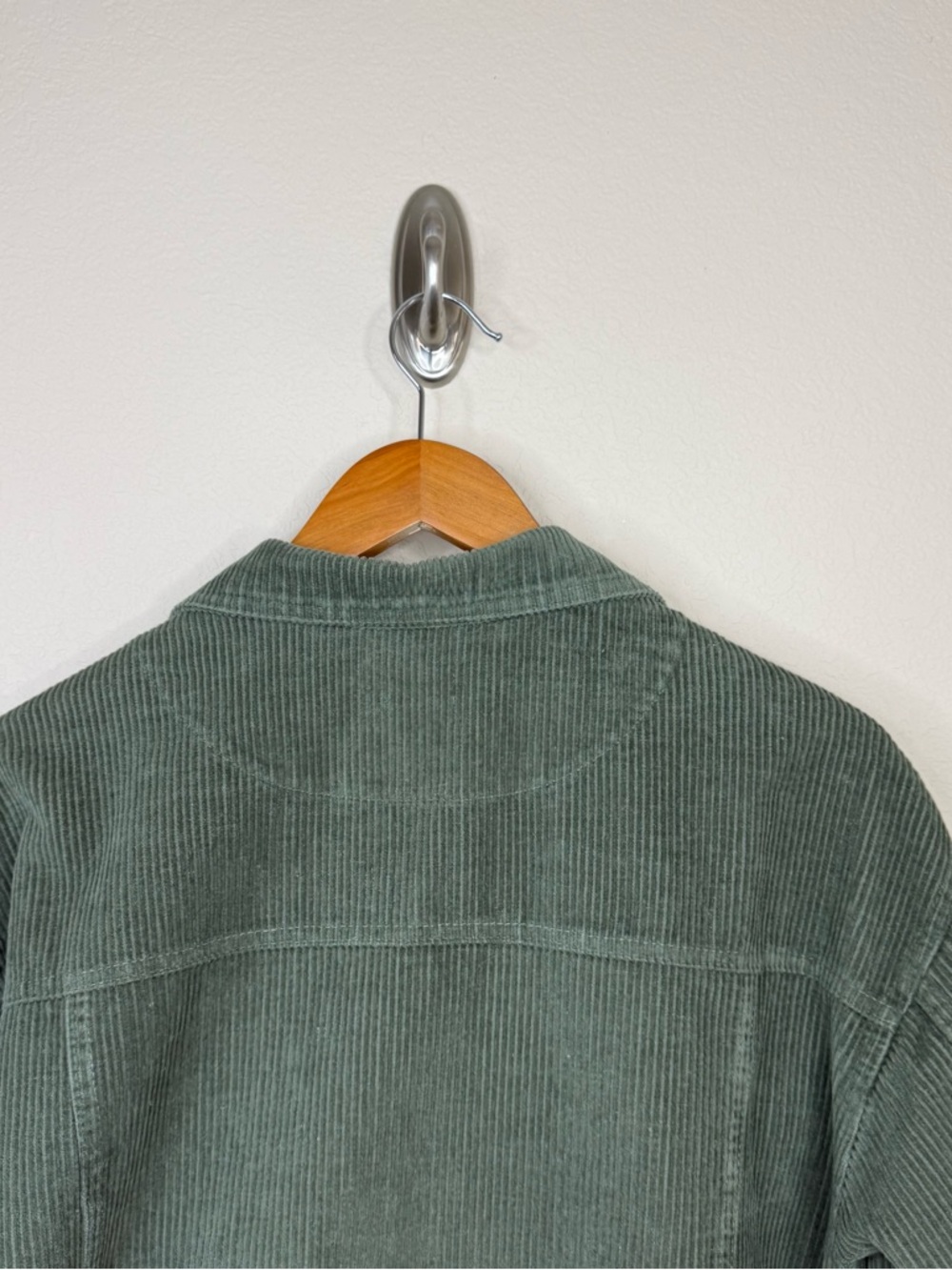 POL Clothing Frayed Hem Corduroy Trucker Green Forest Crop Jacket Sz L - Picture 7 of 14